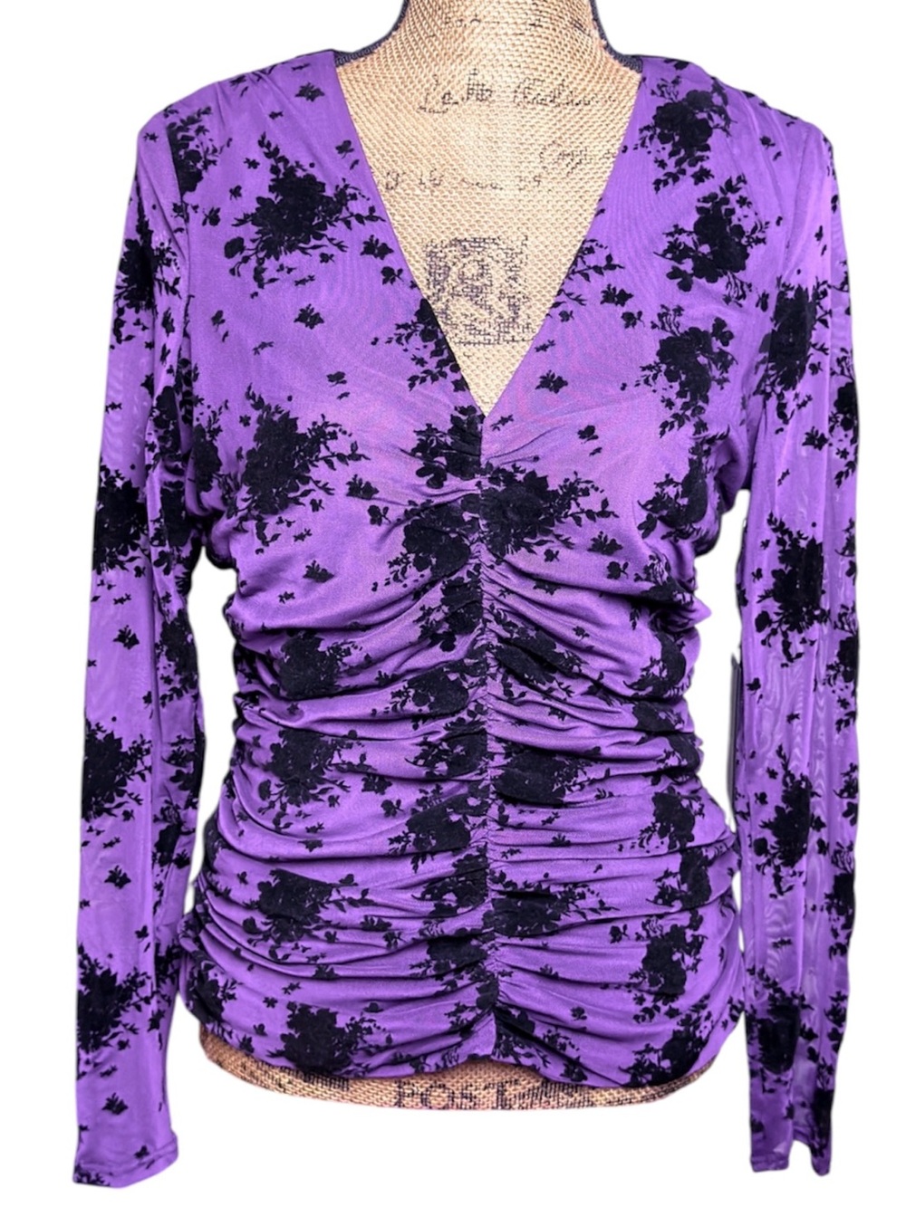 Nicole Miller purple & black ruched v-neck top NWT Women’s size medium | j